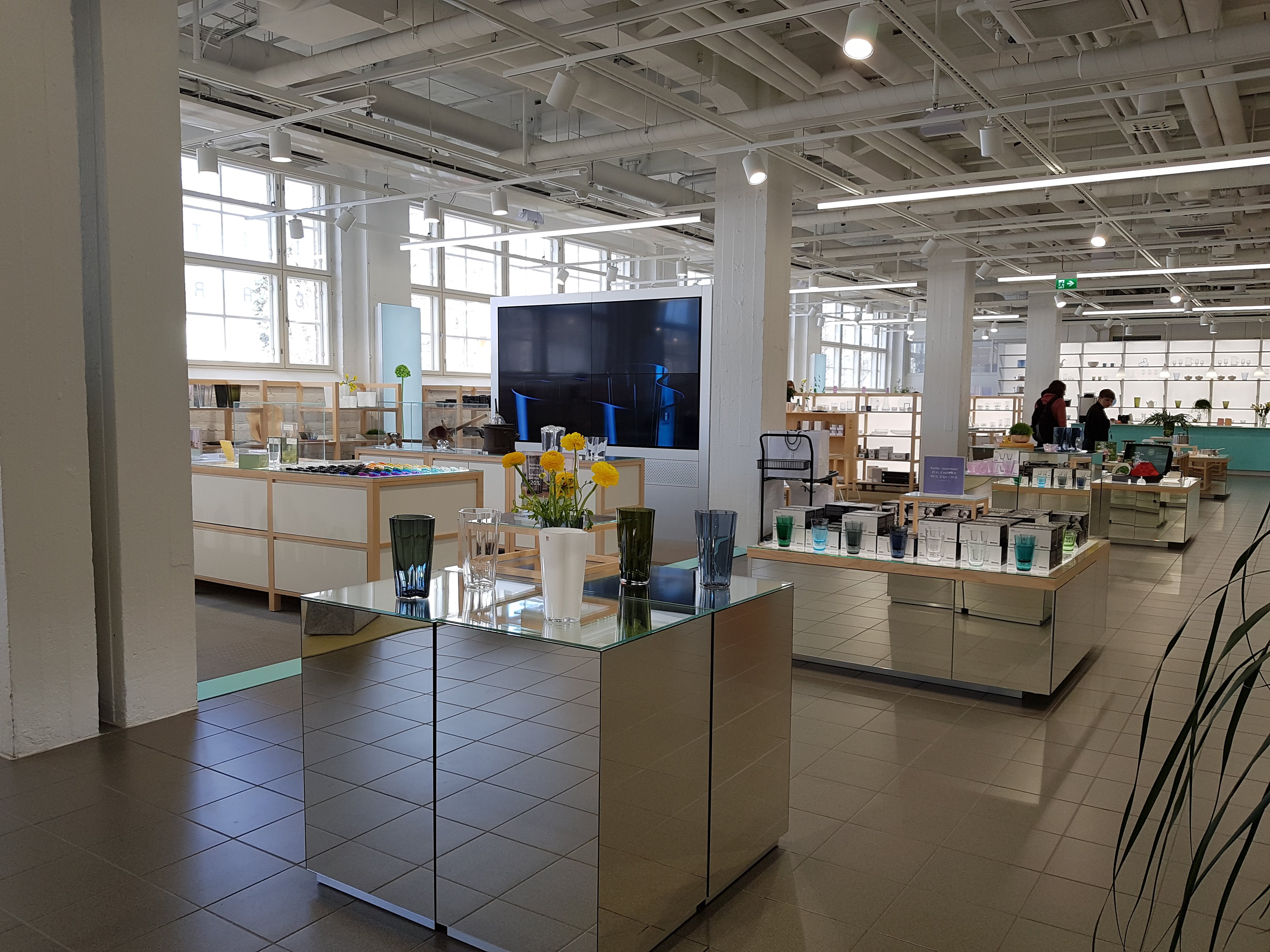 iittala &amp; arabia design centre (2)