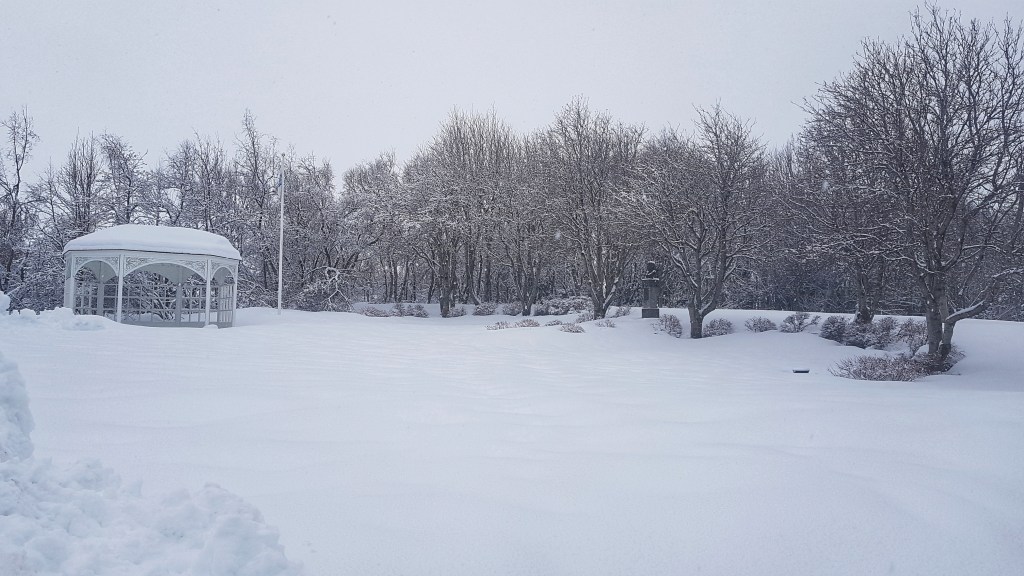 Gazebo in the snow Gazebo in the snow